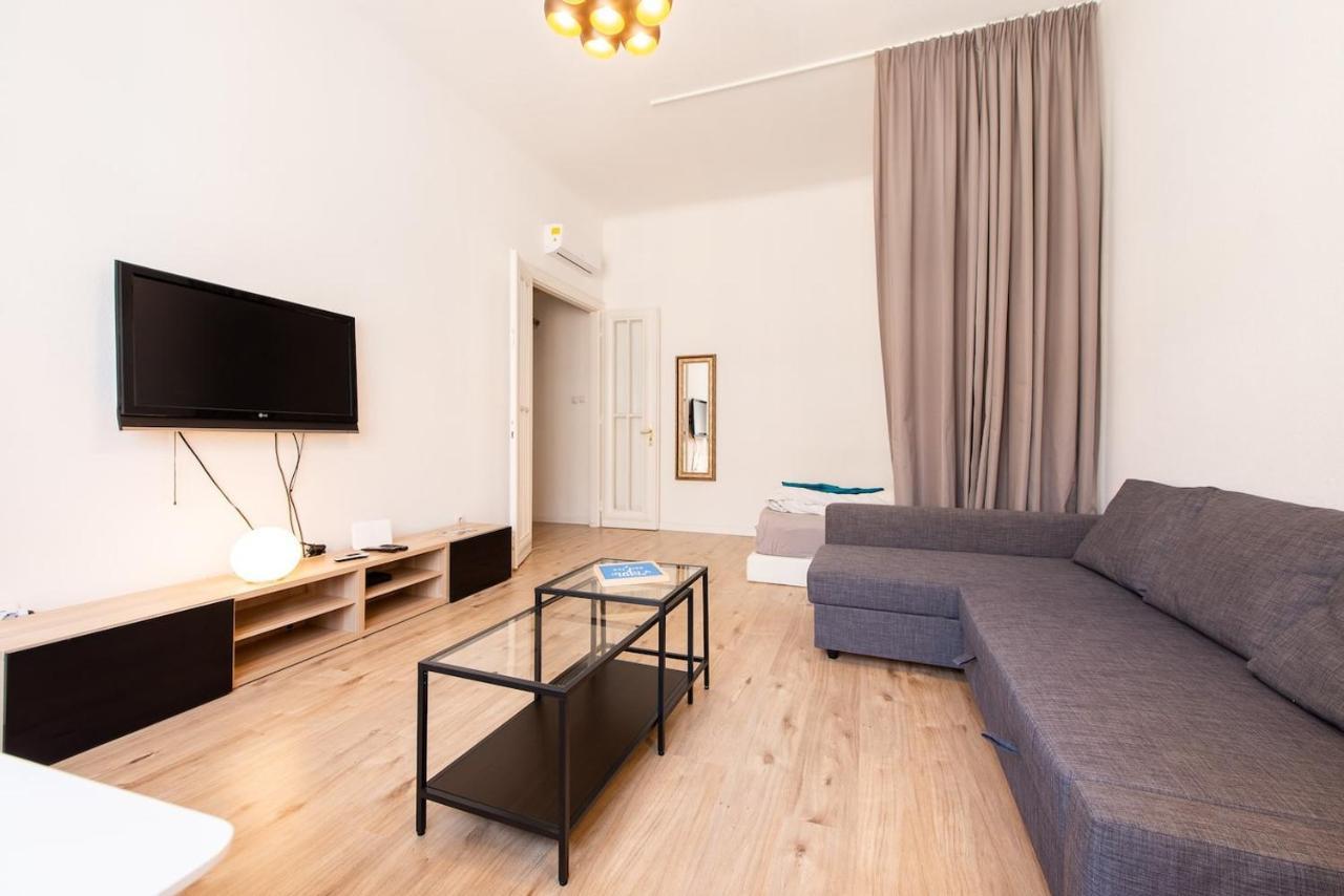 Budapest4U - New Apt In The Central Of Budapest Esterno foto
